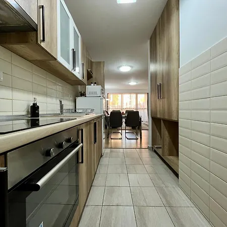 Centre Simonffy Apartment